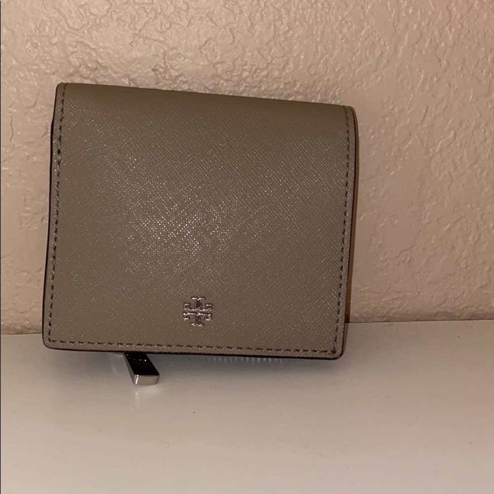 Tory Burch wallet